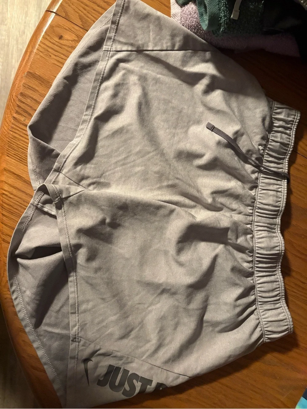 Nike Light Gray Women's Athletic Pull-On Shorts